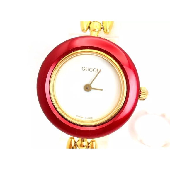 Stunning Gucci 14k Gold Plated Swiss Quartz Watch - Picture 3 of 11